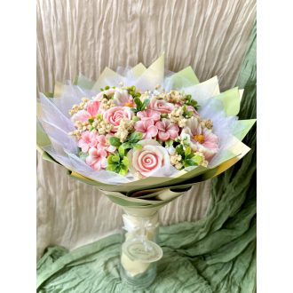 Romantikus örök virágcsokor DeLux 